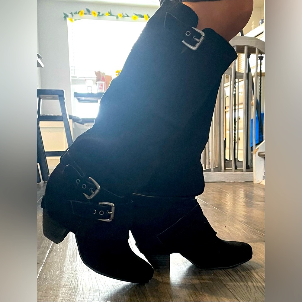 Black suede knee high Naughty Monkey boots 😍